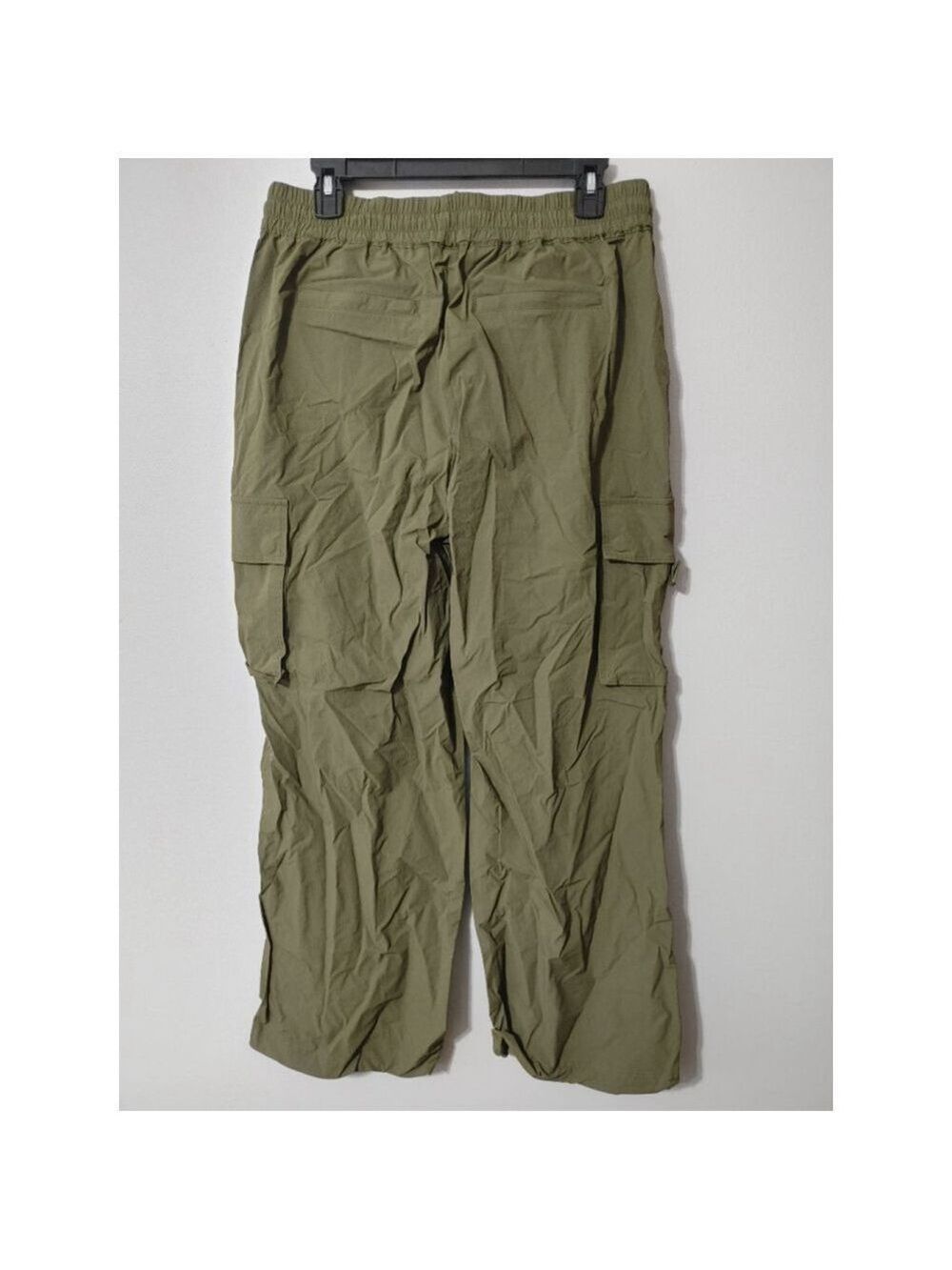 Women's Fabletics Olive Green Wide Leg Heights Cargo Pants Size L - Picture 4 of 11